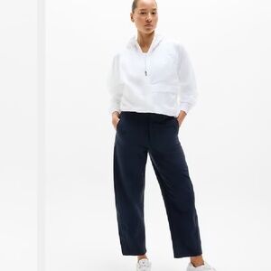 NWOT Athleta Skyline High Rise Barrel leg Pant